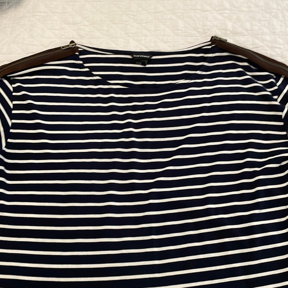 Club Monaco Navy Boatneck Top - Picture 5 of 7